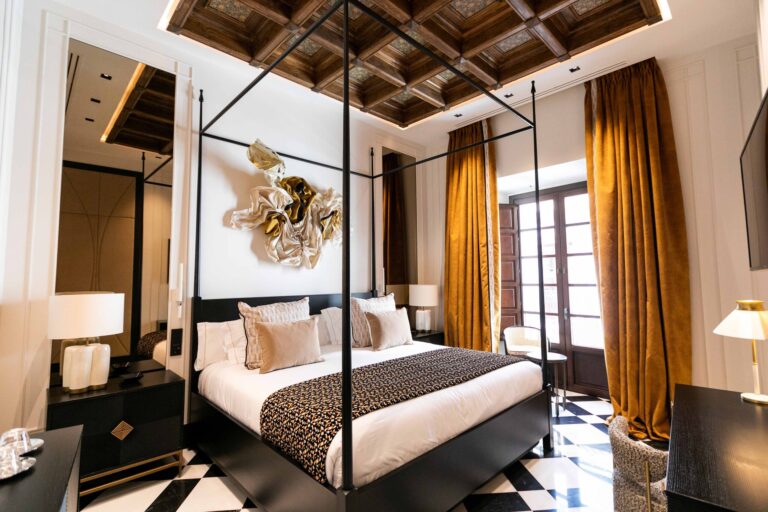 <strong>VAYOIL TEXTIL EQUIPA EL HOTEL CASA PALACIO DON RAMON 5<sup>*  </sup>GRAN LUJO</strong>