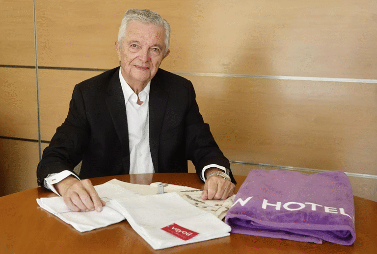 Medios de referencia han destacado el papel de Vayoil como aliado textil de los mejores hoteles.